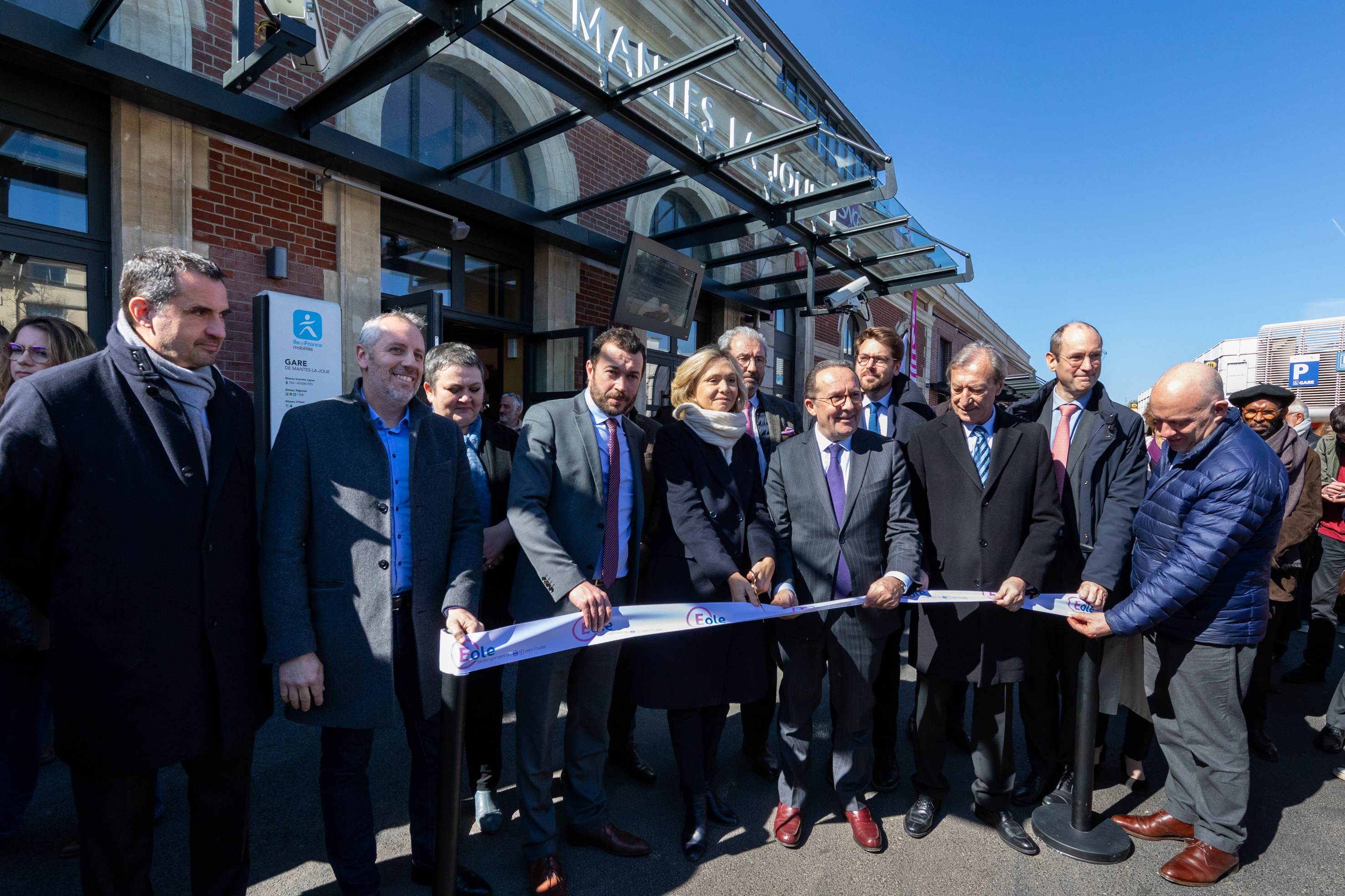 Inauguration de la gare de Mantes-le-Jolie