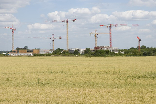 Construction en 2012 de l'écoquartier de la ZAC Clause-Bois-Badeau à Brétigny-sur-Orge 