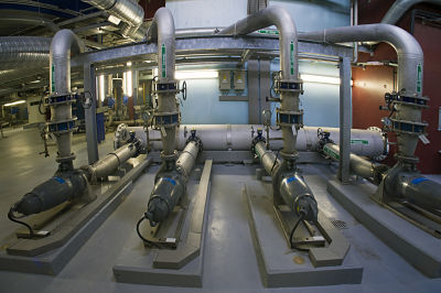 Collecteurs d'eaux usées à l'usine Marne Aval (SIAAP)
