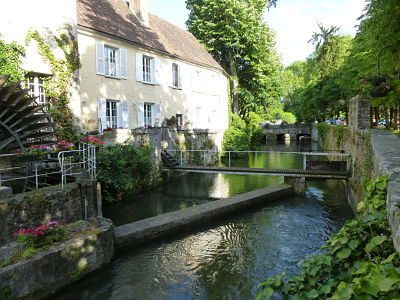 Le Loing à Nemours (77)