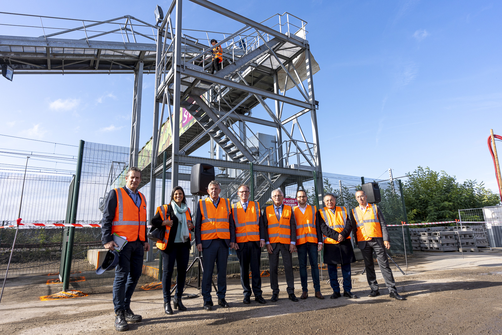 SNCF - Inauguration Villeneuve demain. 