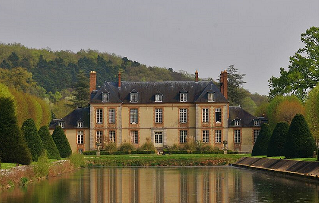 Château de Plaisir (78), désinscrit mais classé monument historique