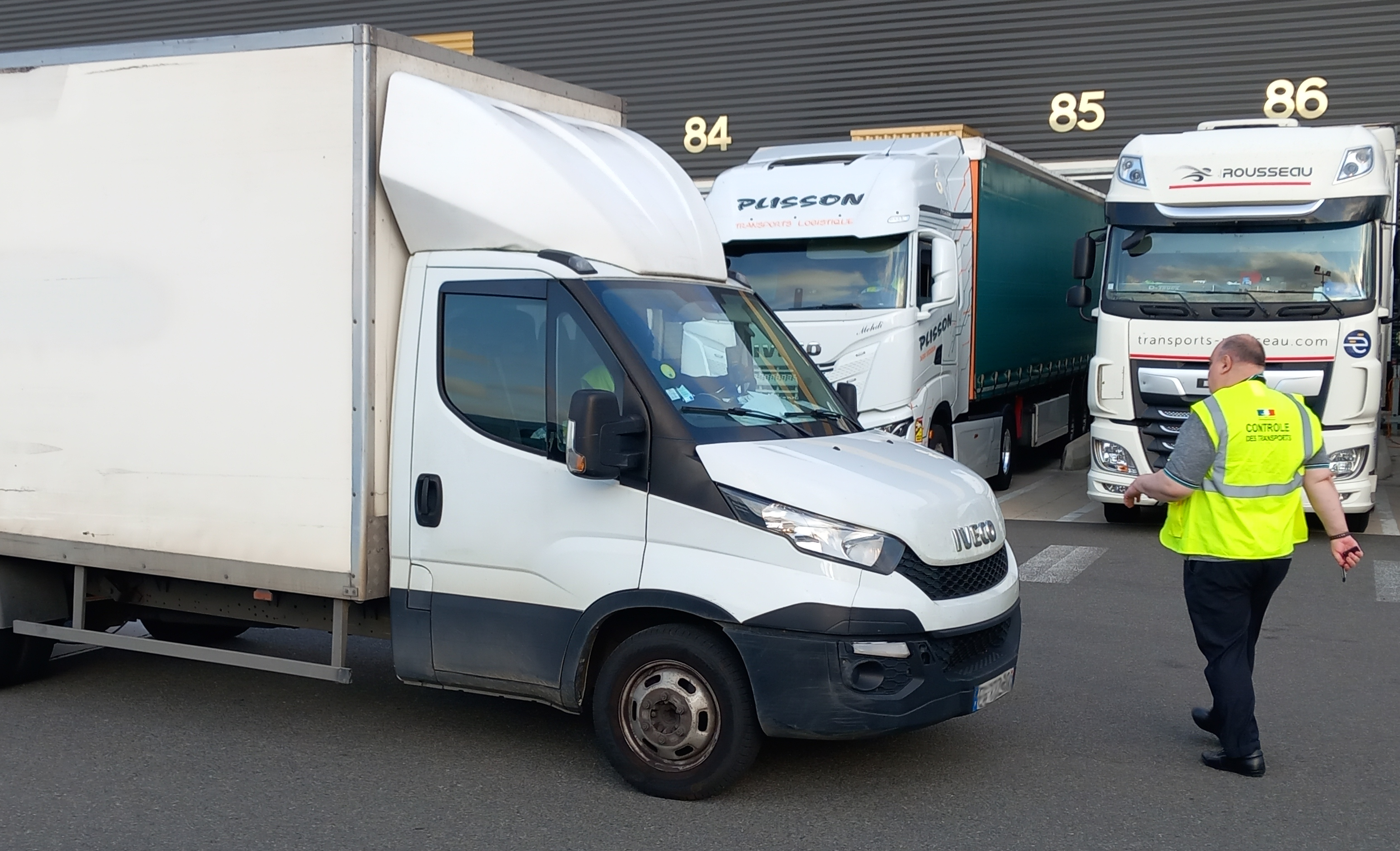 Opération de contrôles routiers sur les plateformes logistiques du Val-de-Marne