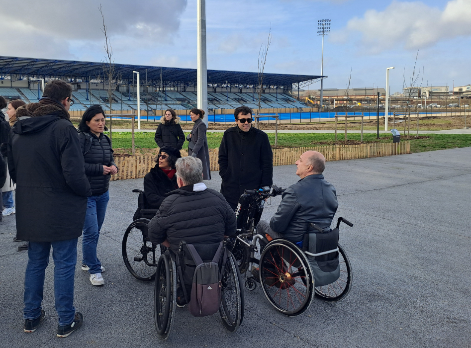 Visite accessibilité du stade olympique Yves du Manoir (92)